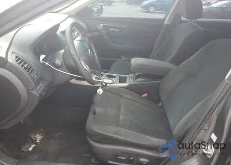 2015 Nissan Altima 2.5 из США, поврежденный, VIN 1N4AL3APXFC226908